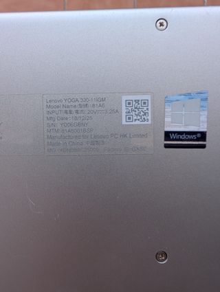 Portátil Lenovo Yoga 330-11IGM Plata