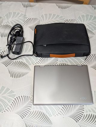 Portátil Lenovo Yoga 330-11IGM Plata