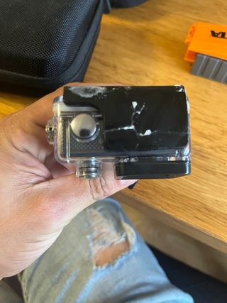 Cámara GoPro con estuche protector