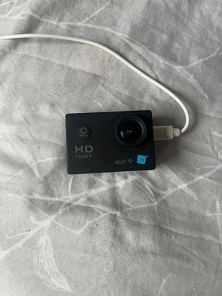 Cámara GoPro con estuche protector