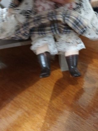 Dos muñecas antiguas de porcelana