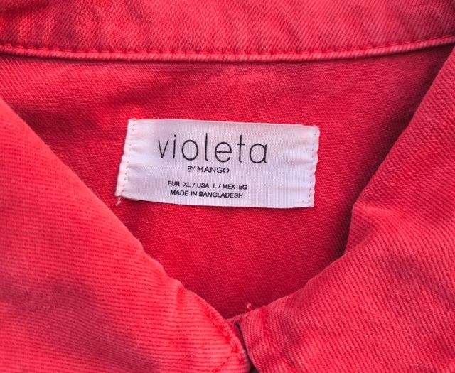 Cazadora vaquera roja Violeta by Mango, poco uso