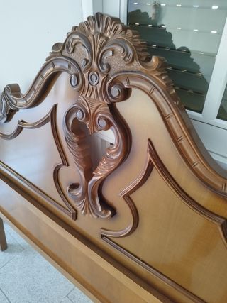 Cabecero de cama de matrimonio de madera