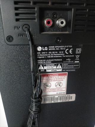 Torre de sonido LG RK1D + Altavoces Philips