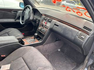 MERCEDES E300 D W210 1997
