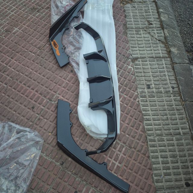 Difusor Trasero Parachoques Labio Soporte Escap