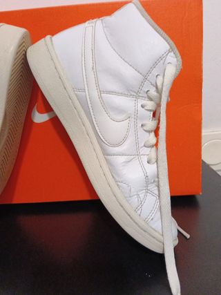 Zapatillas Nike Botita Niña Talla 36