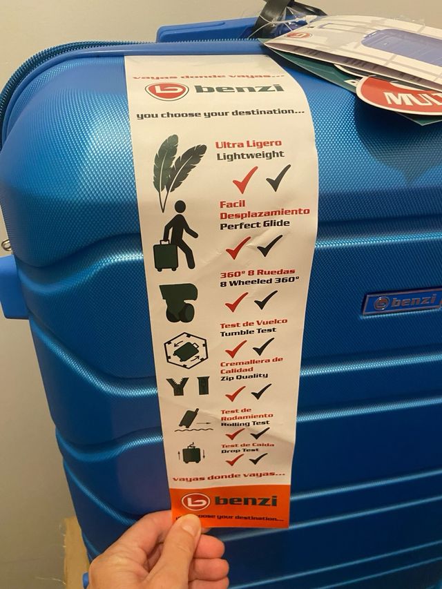 Maleta Benzi mediana rígida azul sin estrenar