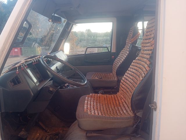 Mercedes-Benz MB 120 1990