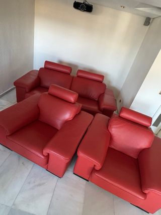 Juego Sofá y Sillones Piel Rojo