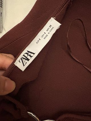 Top Zara granate espalda abierta