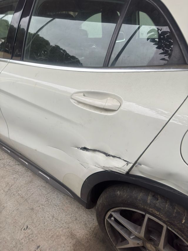 Puerta trasera Mercedes GLA x156