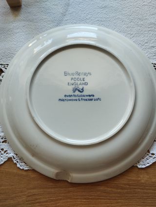 3 PLATOS INGLESES DE PORCELANA FINA