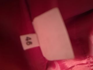 Falda de poliéster roja