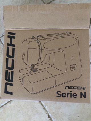 Macchina da cucire Necchi N82