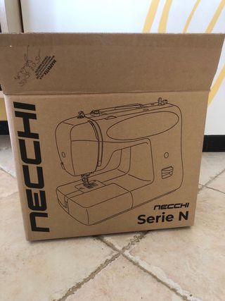 Macchina da cucire Necchi N82