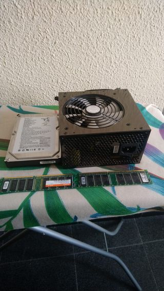VENDO RAM, Disco Duro y Fuente Alimentación