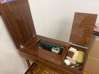 Máquina de coser antigua Alfa