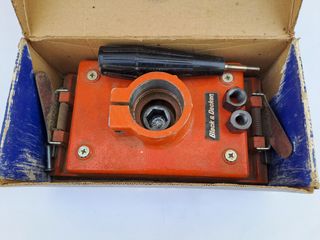 Levigatrice orbitale Black & Decker SP 20