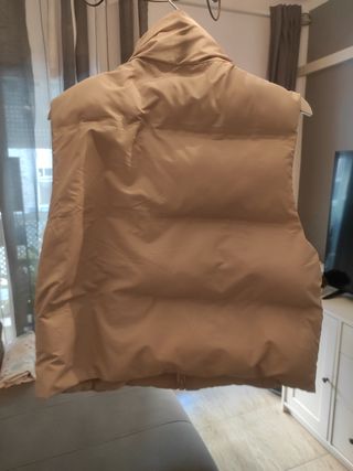 Chaleco Zara Beige