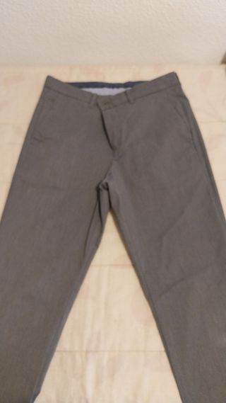 Pantalón Chino Gris