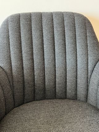 Silla de escritorio Madina gris con ruedas
