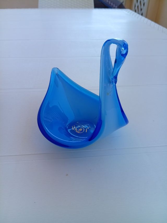 Cigno in vetro di Murano blu