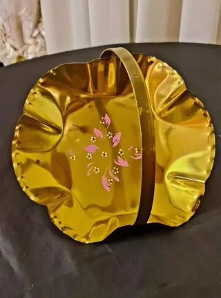 Cestino ottone centro tavola decorato