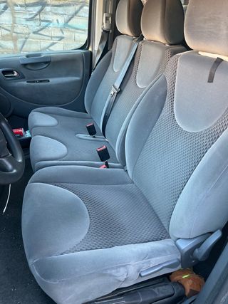 Peugeot Expert teppe 2015 2.0 hdi 136 cv 9 plazas