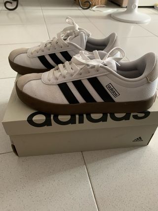 Zapatillas Adidas Mujer Blancas y Negras