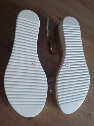 Sandalias cuña beige T.39 (25cm)