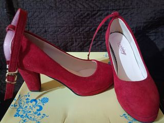 Zapatos de tacón rojos para mujer talla 37