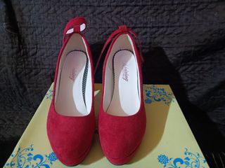 Zapatos de tacón rojos para mujer talla 37