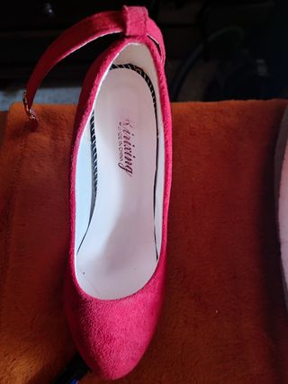 Zapatos de tacón rojos para mujer talla 37