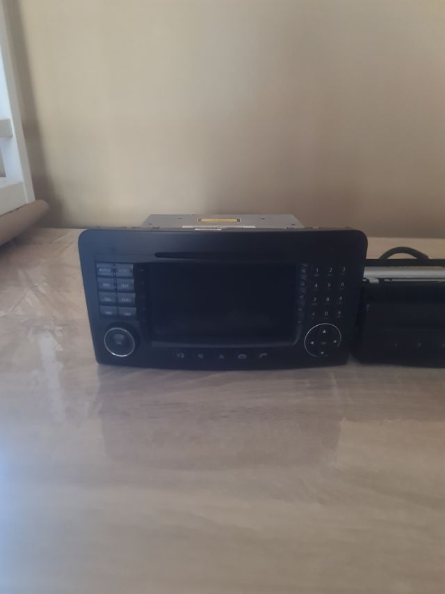 Radio Navegador Mercedes Comand Navi + cargador CD