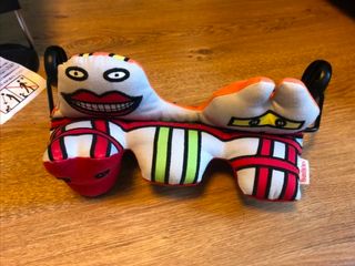 Hamaca Baby Bjorn con juguetes