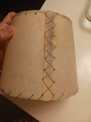 Pantalla de lámpara de pergamino beige