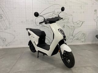 HONDA EM1 EVP1 BLANCA - KM0