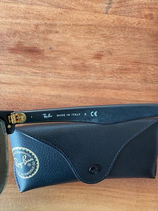 Gafas de sol Ray-Ban Clubmaster negras