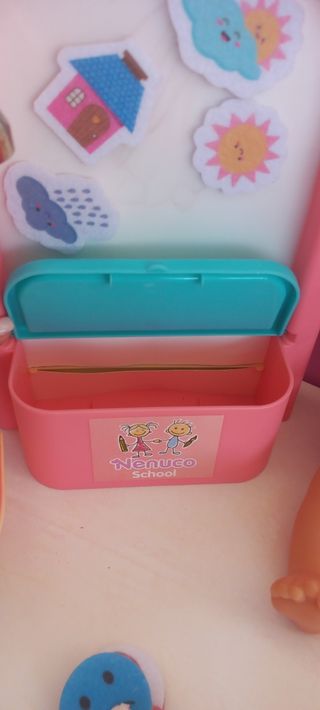 Bambola Nenuco Scuola