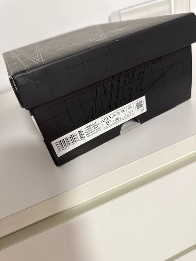 Nike Air Jordan High