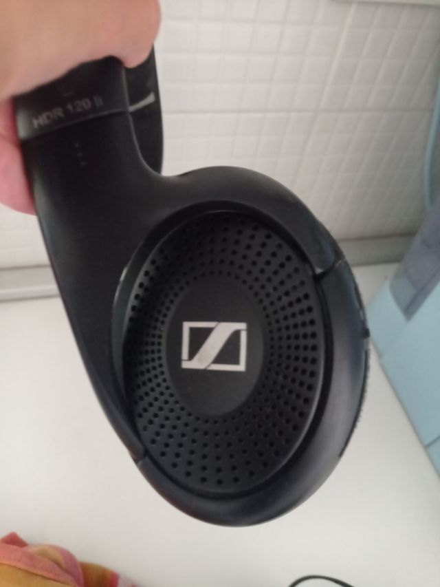 Cuffie wireless Sennheiser nere