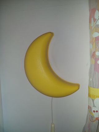 Lámpara Luna Amarilla Ikea