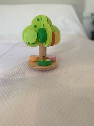 Juguete de madera para bebé