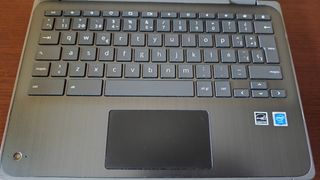 HP Chromebook x360 11 G3 EE / Funda y cargador