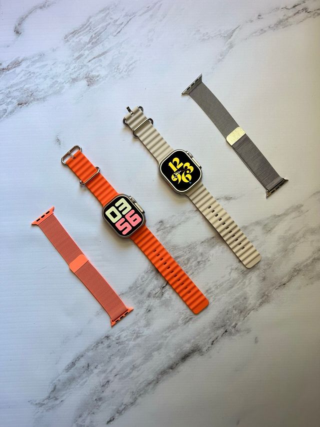 2 Relojes (cuadrado y redondo) + Correas