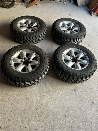Llantas Nissan Terrano II
