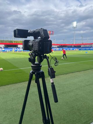 Operadora de càmera i editora freelance