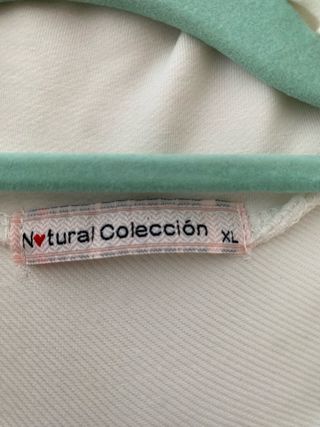 Sudadera corta blanca con cremallera