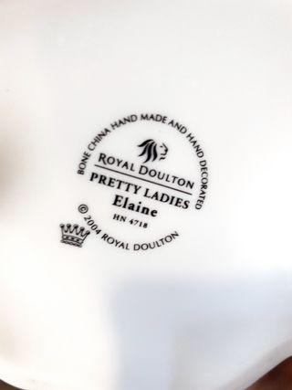 Figura de porcelana inglesa